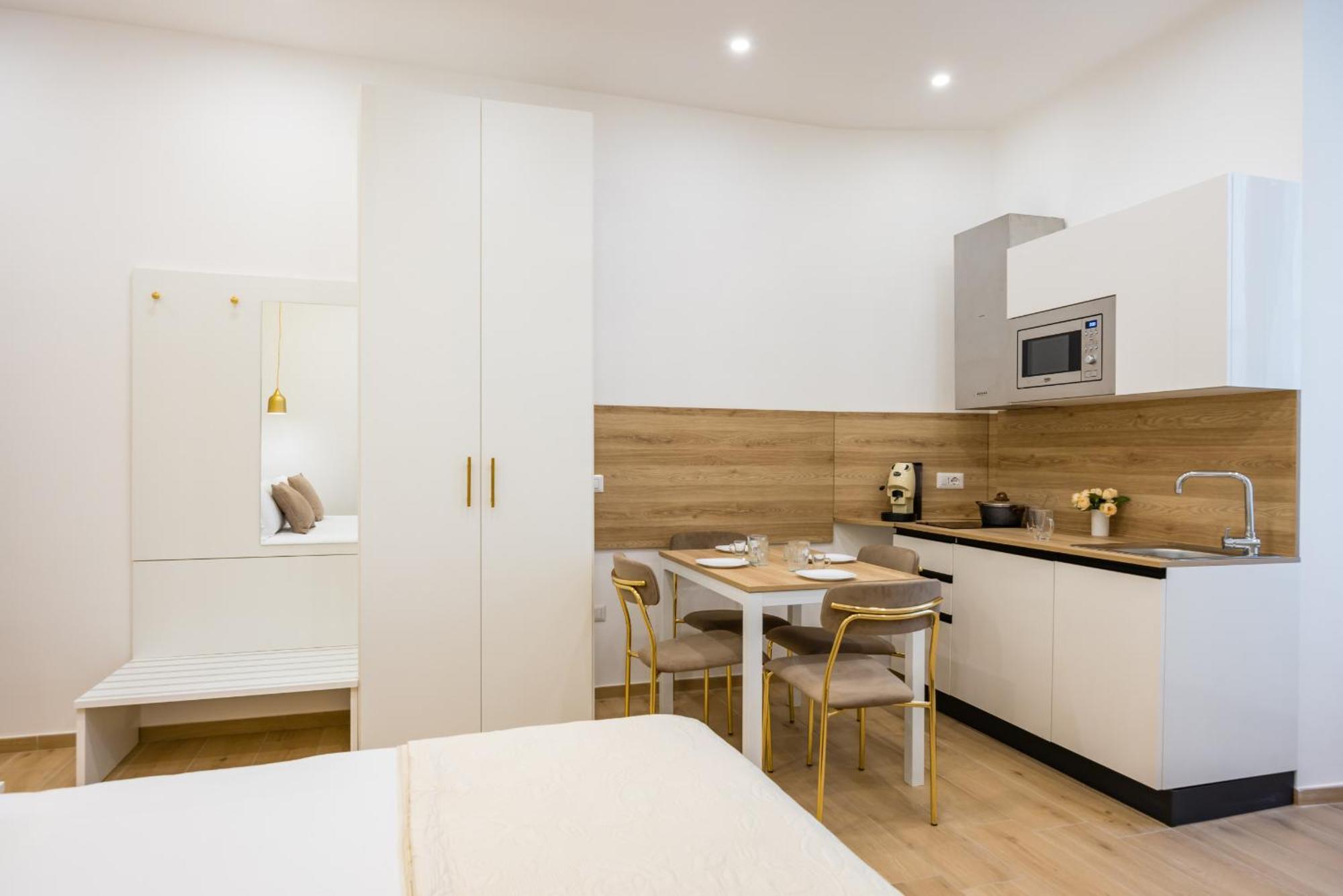 4 Stelle Housing - And By Wonderful Italy Apartment Naples