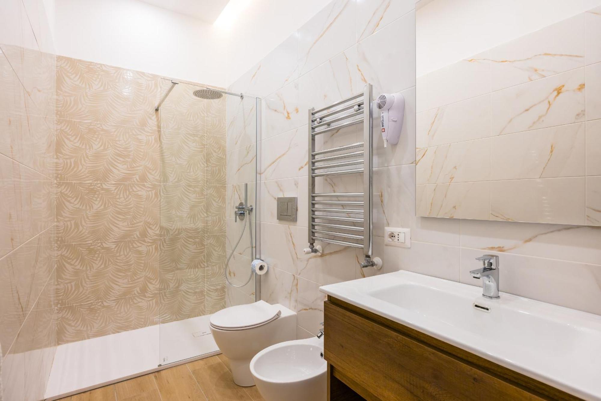 Appartement 4 Stelle Housing - And By Wonderful Italy